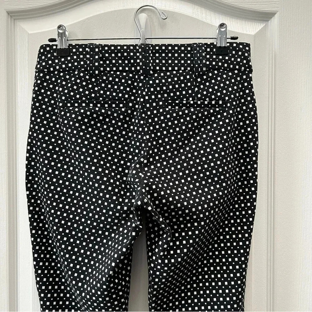 Ricki's Slim Fit Cropped Ankle Pants Slant Pocket Stretch Fit Black White Size 2 - Picture 8 of 16